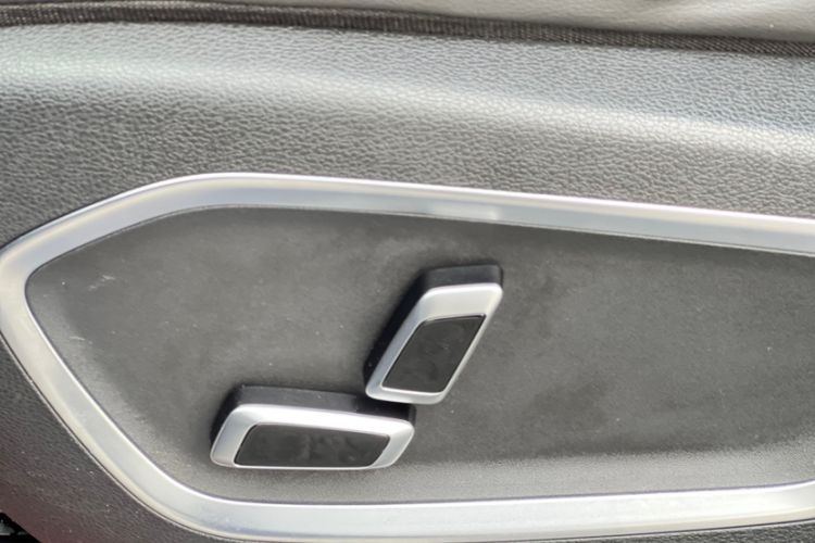 Used Geely Auto Monjaro 2020 High-Energy Edition 350T Yáoxīngzhě Interior 7