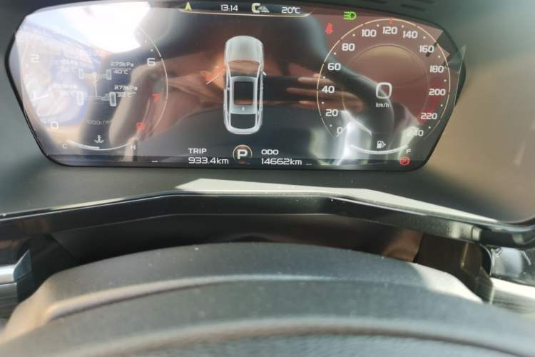 Used Geely Auto Monjaro 2020 High-Energy Edition 350T Phantom Knight AWD Odometer Close Up