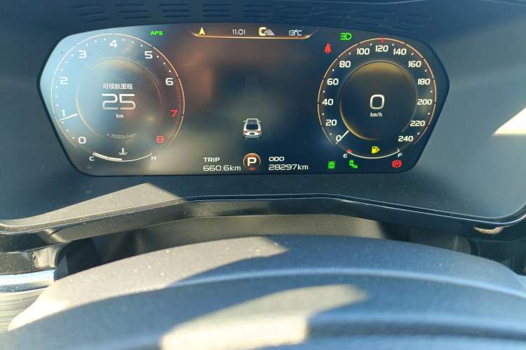 Used Geely Auto Monjaro 2020 High-Energy Edition 350T Yuxingzhe Odometer Close Up