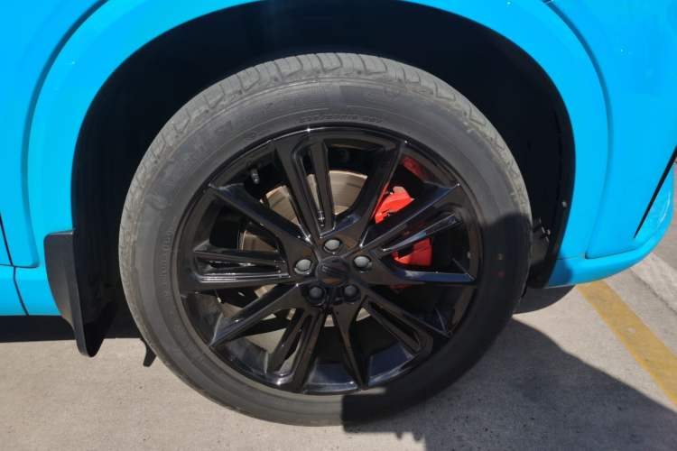 Used Geely Auto Monjaro 2020 High-Energy Edition 350T Phantom Knight AWD Right Front Wheel Hub