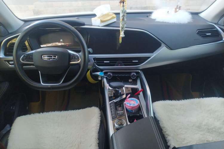 Used Geely Auto Monjaro 2020 High-Energy Edition 300T Yáoxīngzhě Center Console