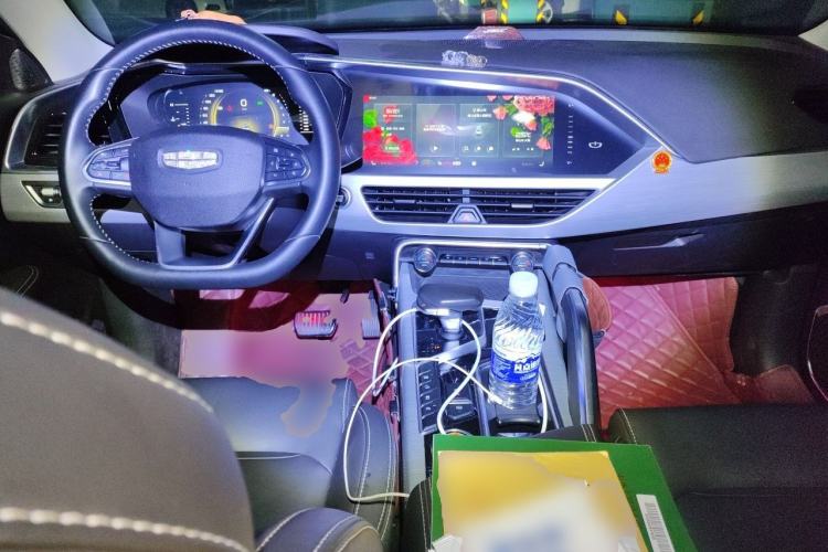 Used Geely Auto Monjaro 2020 High-Energy Edition 300T Yáoxīngzhě Center Console