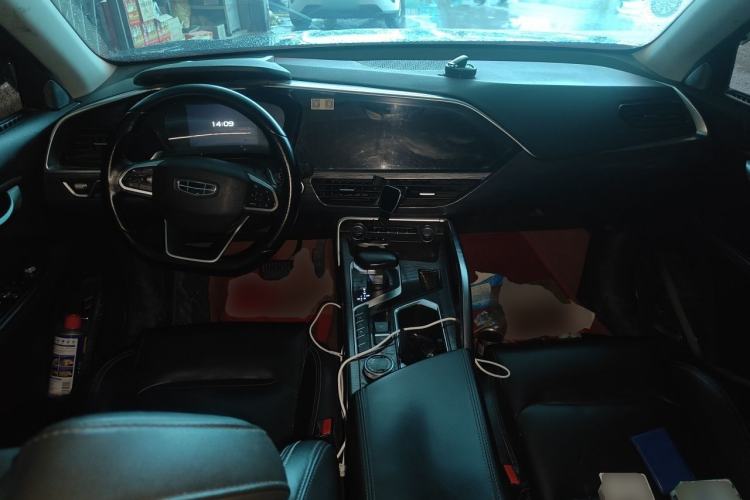 Used Geely Auto Monjaro 2020 High-Energy Edition 350T Yáoxīngzhě Center Console