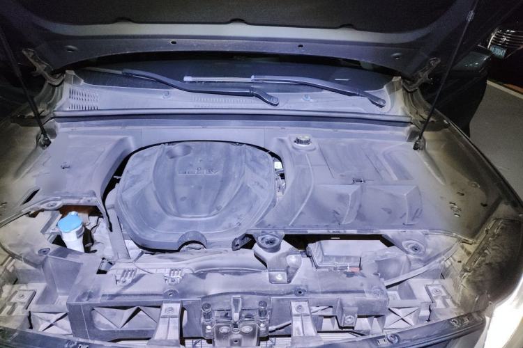 Used Geely Auto Monjaro 2020 High-Energy Edition 300T Yáoxīngzhě Engine Bay