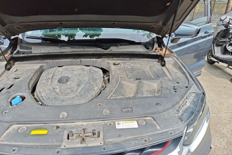 Used Geely Auto Monjaro 2020 High-Energy Edition 350T Yáoxīngzhě Engine Bay Left