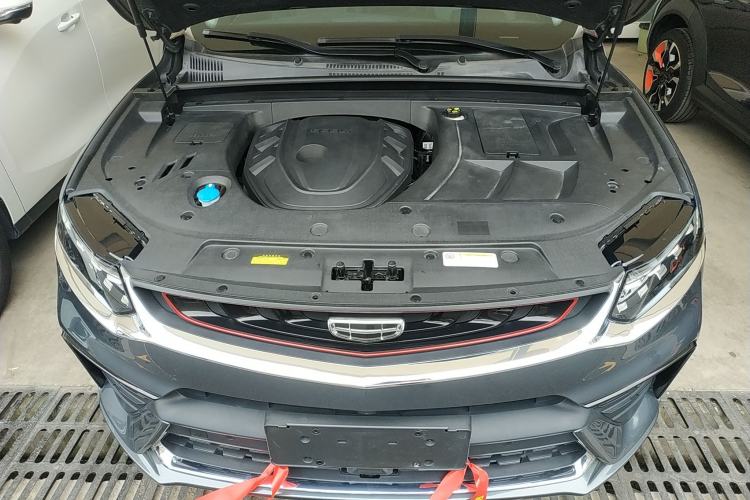 Used Geely Auto Monjaro 2020 High-Energy Edition 350T Yáoxīngzhě Engine Bay