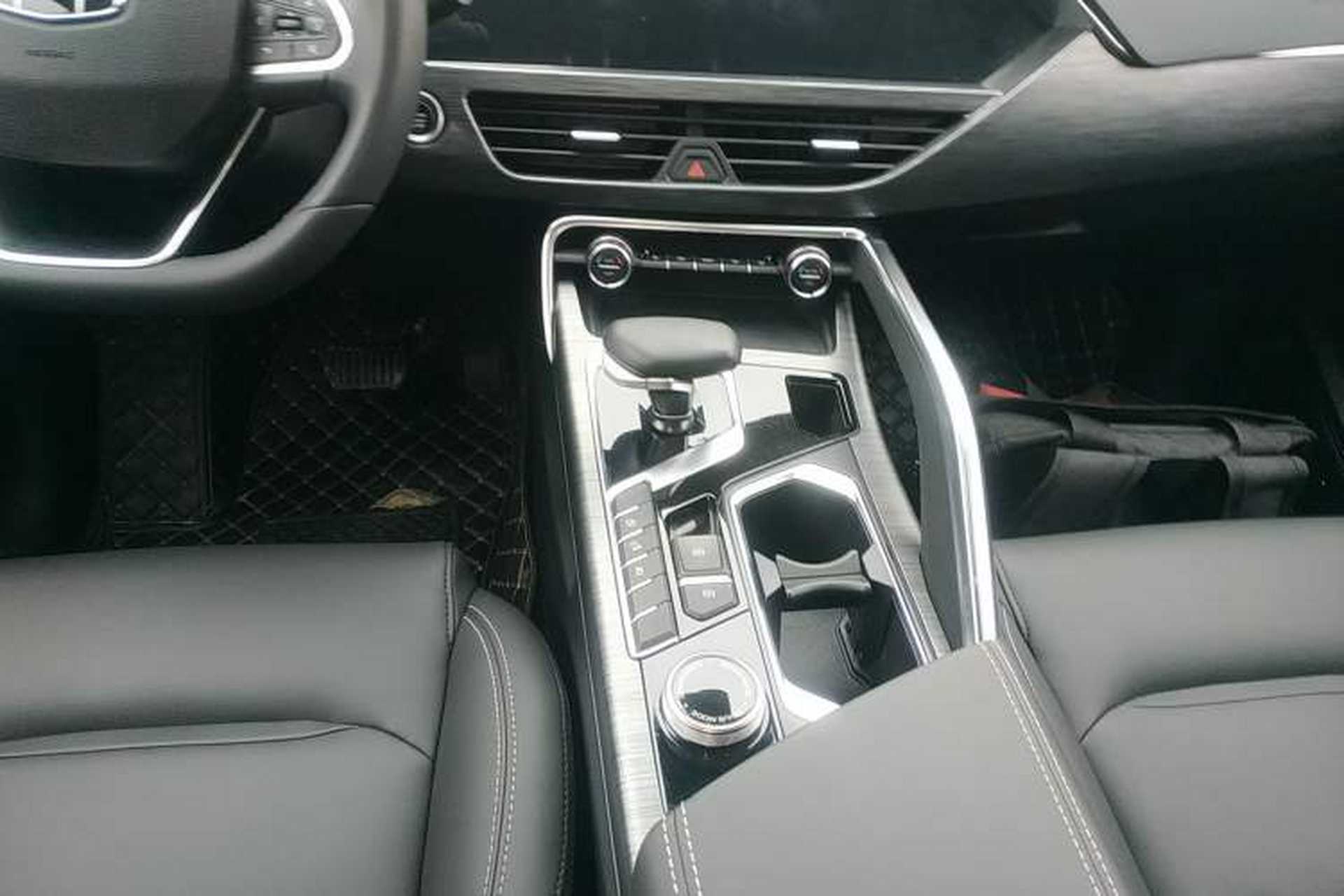 Used Geely Auto Monjaro 2020 High-Energy Edition 350T Yáoxīngzhě Gear Lever