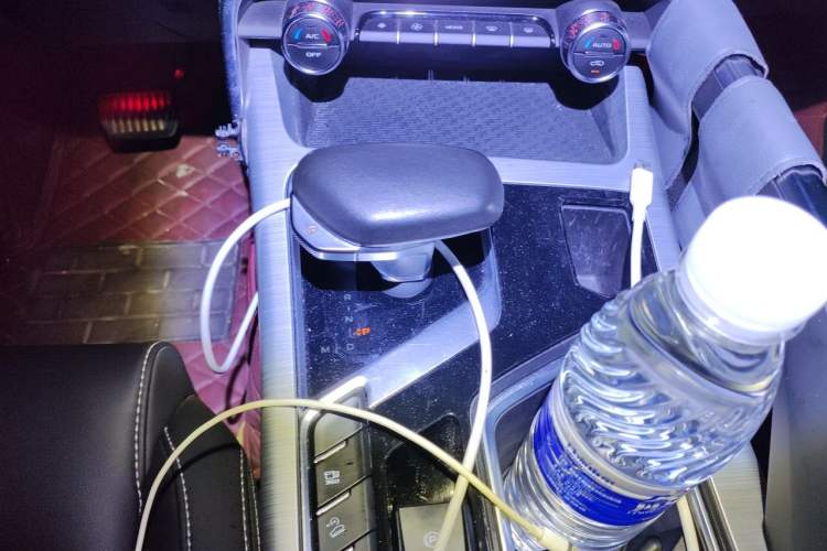 Used Geely Auto Monjaro 2020 High-Energy Edition 300T Yáoxīngzhě Gear Lever