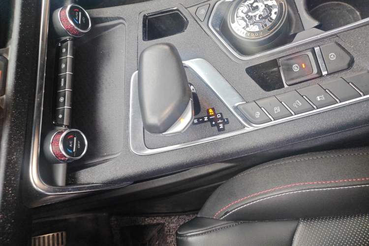 Used Geely Auto Monjaro 2020 High-Energy Edition 350T Yuxingzhe AWD Gear Lever