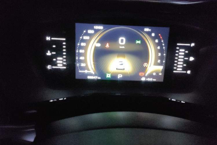 Used Geely Auto Monjaro 2020 High-Energy Edition 300T Yáoxīngzhě Instrument Cluster