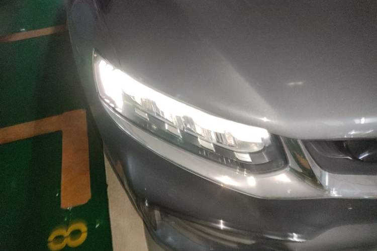Used Geely Auto Monjaro 2020 High-Energy Edition 300T Yáoxīngzhě Right Front Headlight