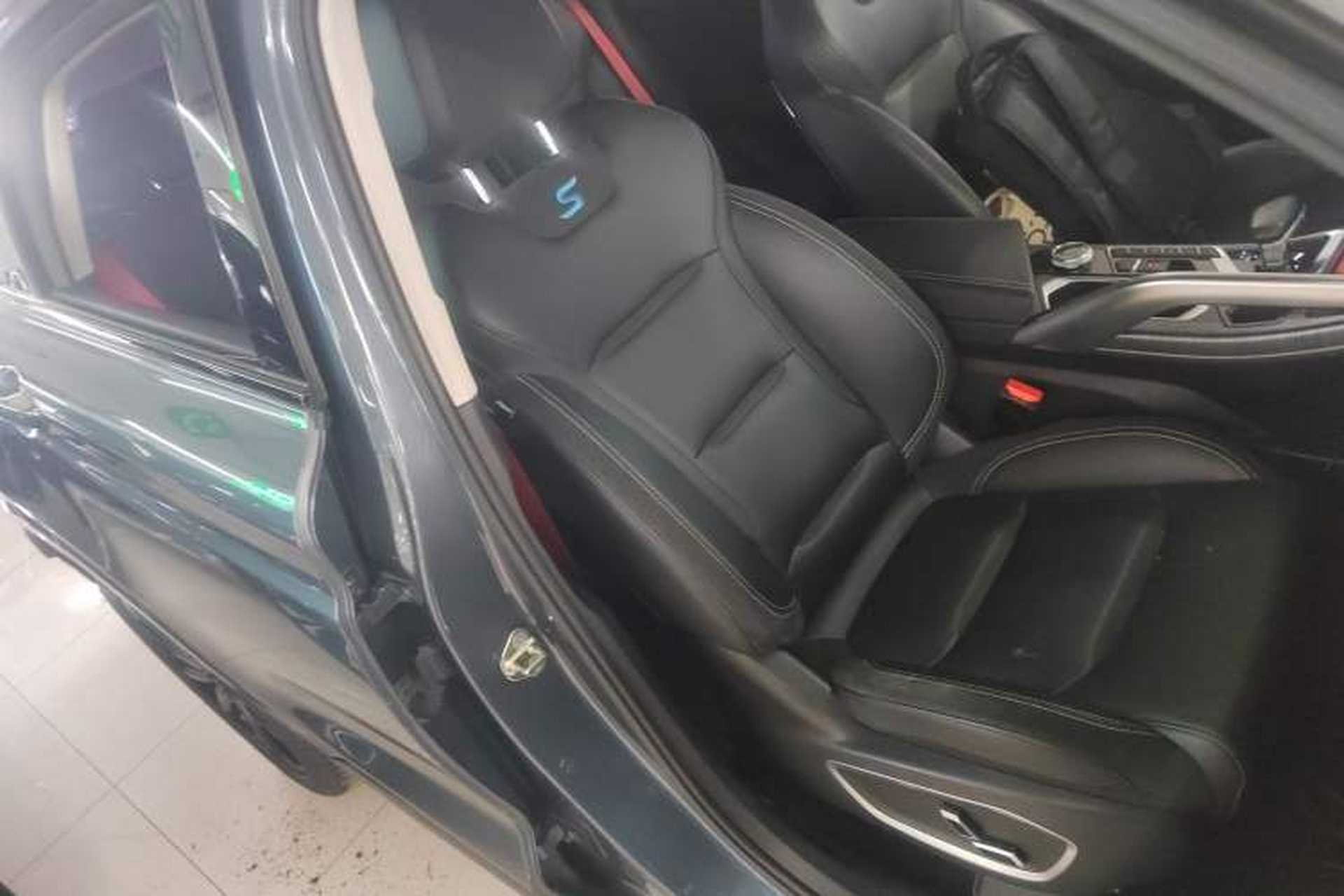 Used Geely Auto Monjaro 2020 High-Energy Edition 350T Phantom Knight AWD Right Front Seat