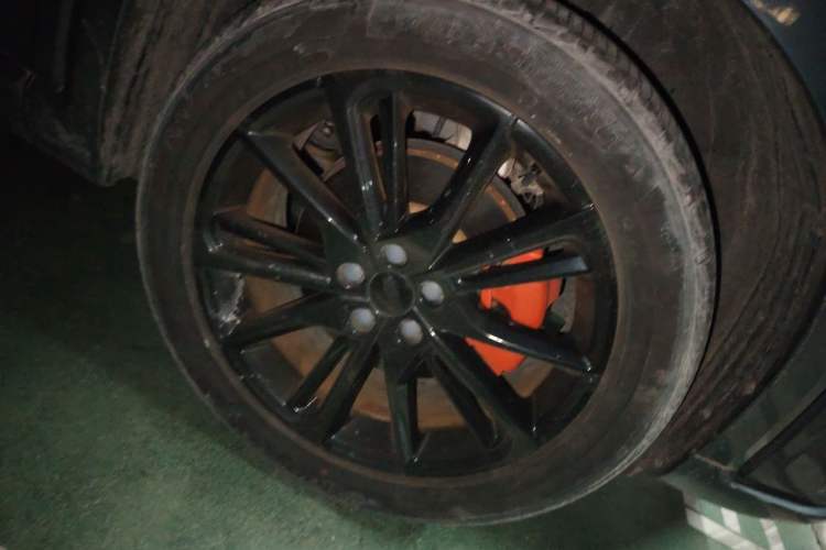 Used Geely Auto Monjaro 2020 High-Energy Edition 350T Yáoxīngzhě Right Front Wheel Hub