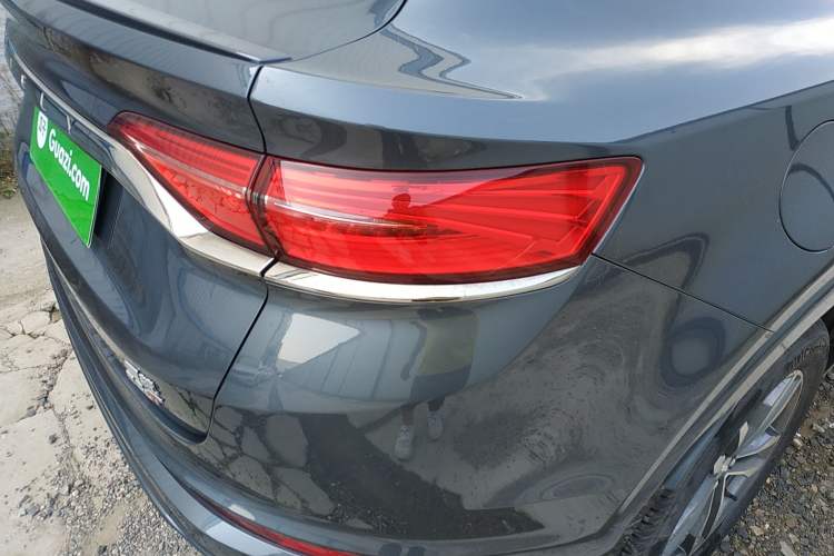 Used Geely Auto Monjaro 2020 High-Energy Edition 350T Yáoxīngzhě Right Rear Taillight