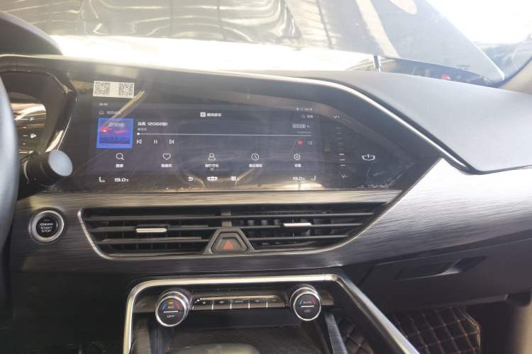 Used Geely Auto Monjaro 2020 High-Energy Edition 350T Yáoxīngzhě Audio And AC Panel