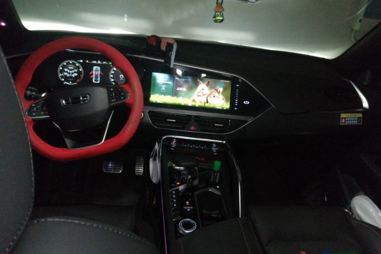 Used Geely Auto Monjaro 2020 High-Energy Edition 350T Yuxingzhe AWD Center Console