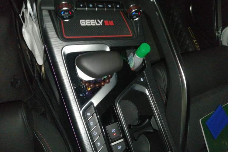 Used Geely Auto Monjaro 2020 High-Energy Edition 350T Yuxingzhe AWD Gear Lever