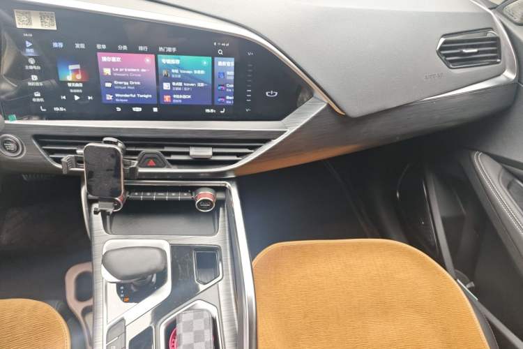 Used Geely Auto Monjaro 2020 High-Energy Edition 350T Yáoxīngzhě Audio And AC Panel