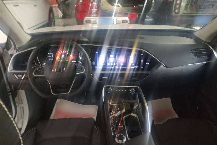 Used Geely Auto Monjaro 2020 High-Energy Edition 350T Yáoxīngzhě Center Console