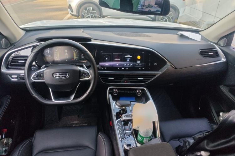 Used Geely Auto Monjaro 2020 High-Energy Edition 350T Yáoxīngzhě Center Console