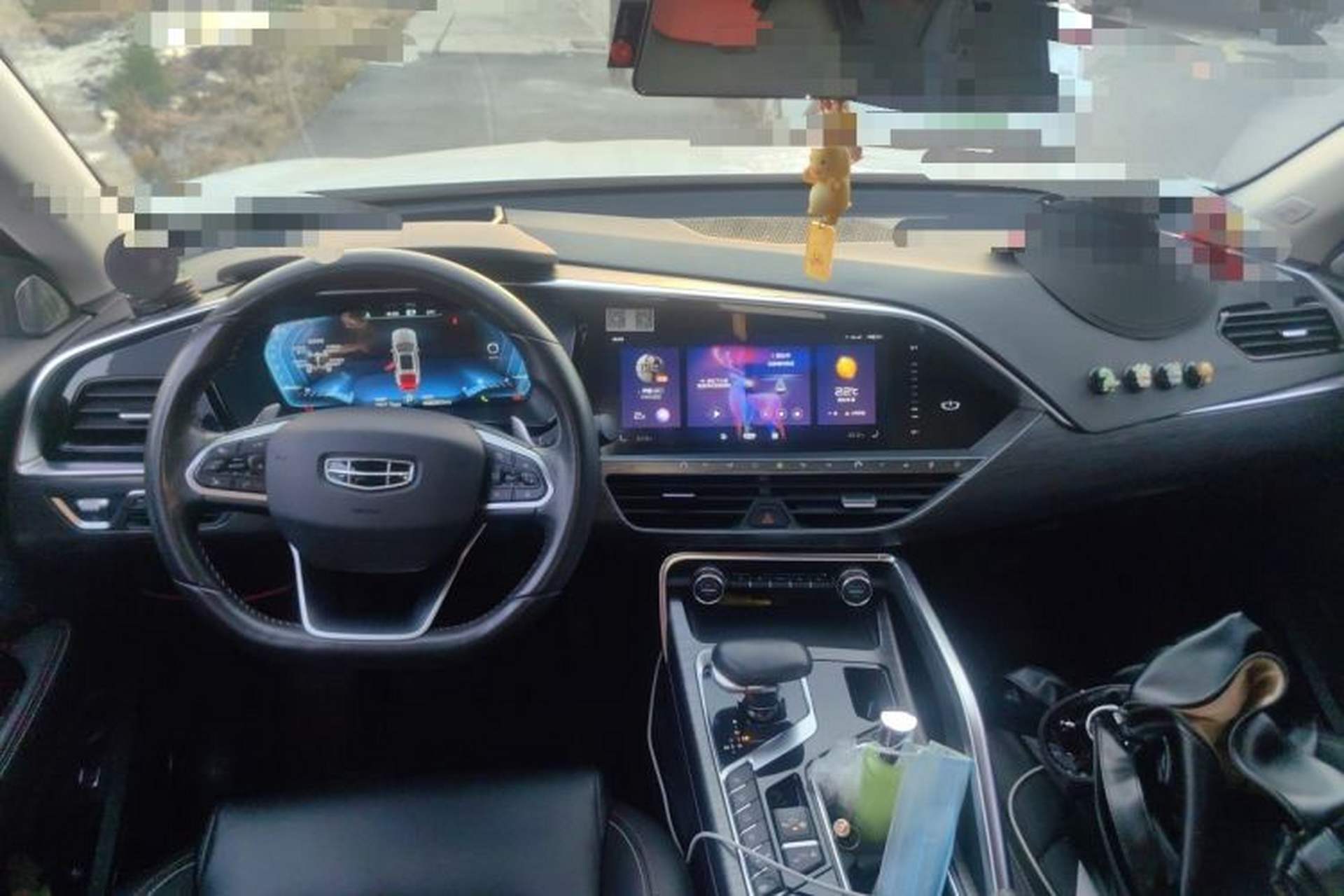 Used Geely Auto Monjaro 2020 High-Energy Edition 350T Yuxingzhe Center Console