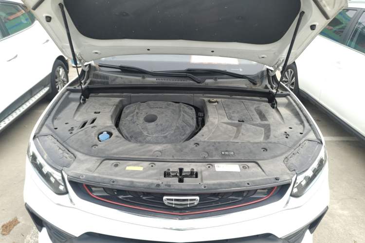 Used Geely Auto Monjaro 2020 High-Energy Edition 350T Yáoxīngzhě Engine Bay