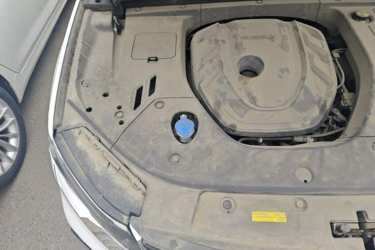 Used Geely Auto Monjaro 2020 High-Energy Edition 350T Yáoxīngzhě Engine Bay Right