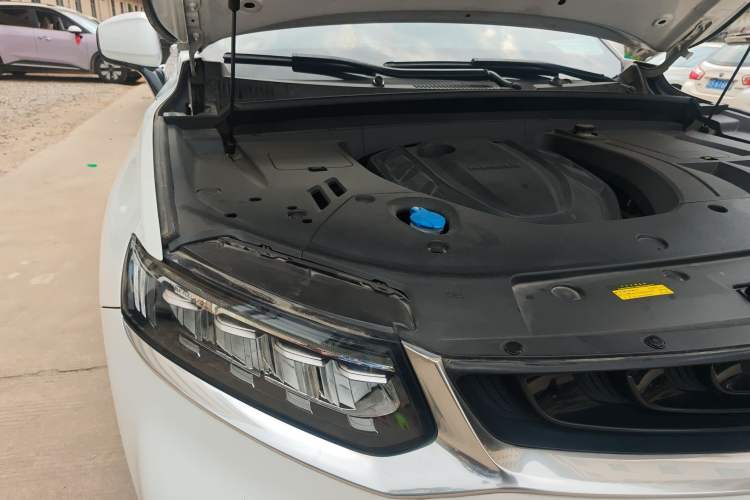 Used Geely Auto Monjaro 2020 High-Energy Edition 300T Yáoxīngzhě Engine Bay Right