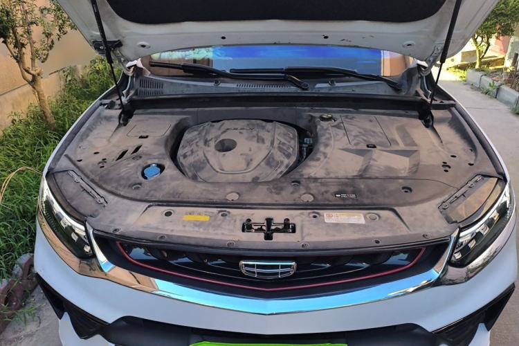Used Geely Auto Monjaro 2020 High-Energy Edition 350T Yáoxīngzhě Engine Bay