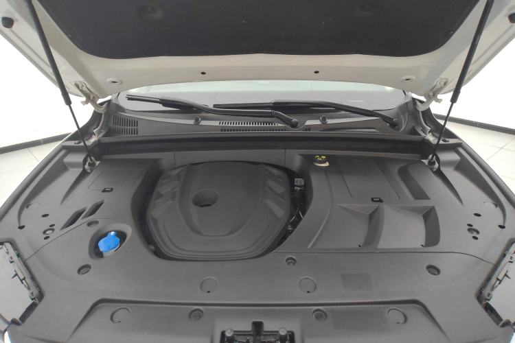 Used Geely Auto Monjaro 2020 High-Energy Edition 350T Yáoxīngzhě Engine Bay