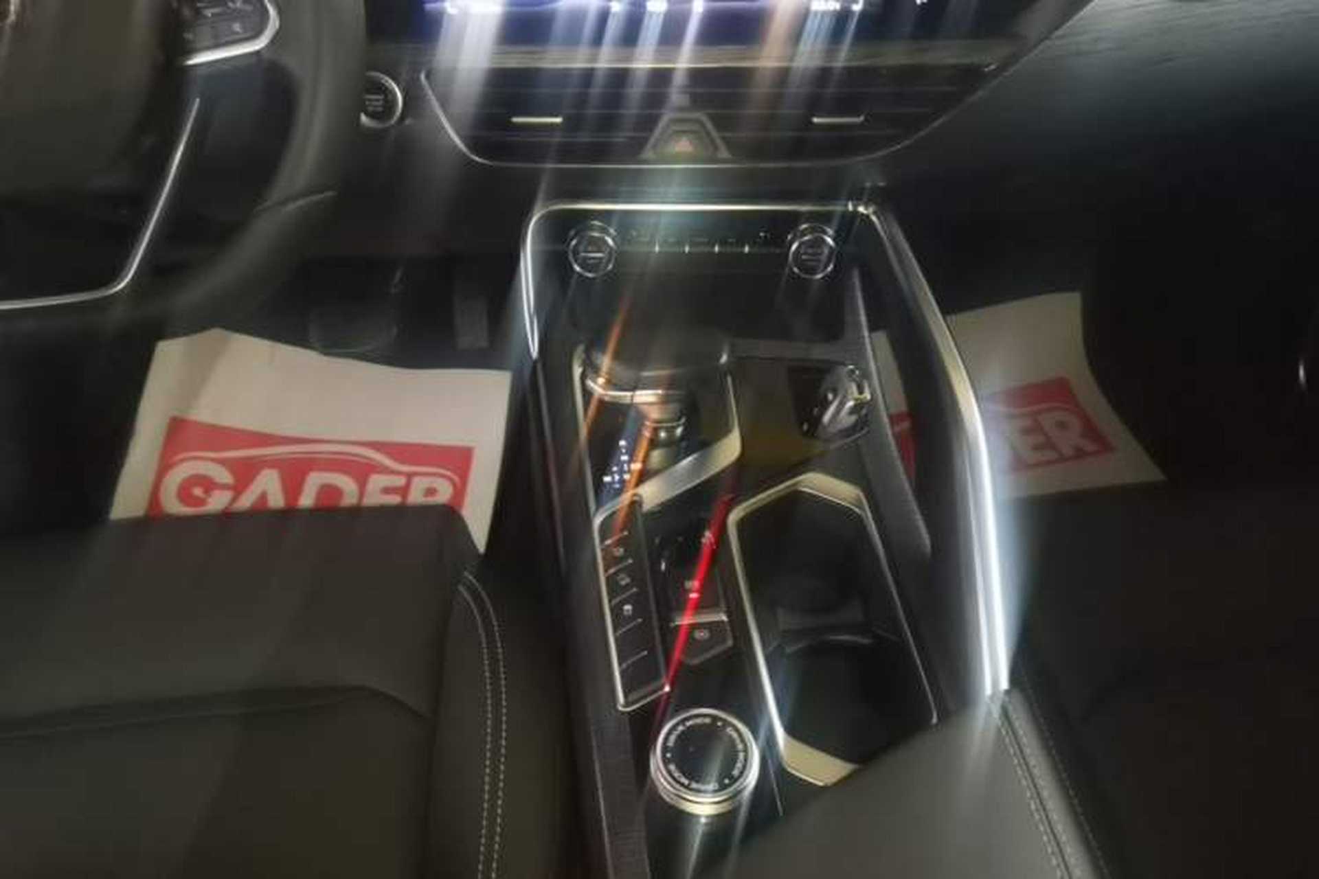 Used Geely Auto Monjaro 2020 High-Energy Edition 350T Yáoxīngzhě Gear Lever