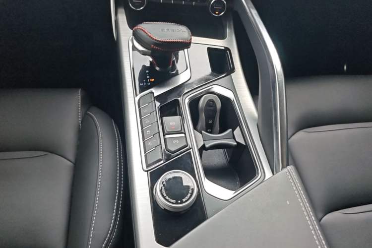 Used Geely Auto Monjaro 2020 High-Energy Edition 300T Yáoxīngzhě Gear Lever