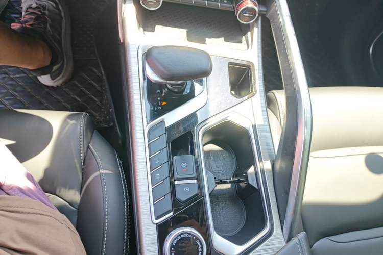 Used Geely Auto Monjaro 2020 High-Energy Edition 260T Rui Xingzhe Gear Lever