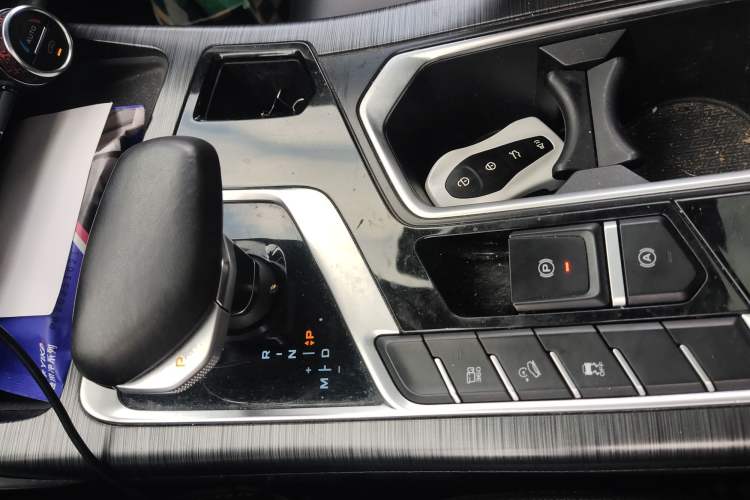 Used Geely Auto Monjaro 2020 High-Energy Edition 350T Yáoxīngzhě Gear Lever