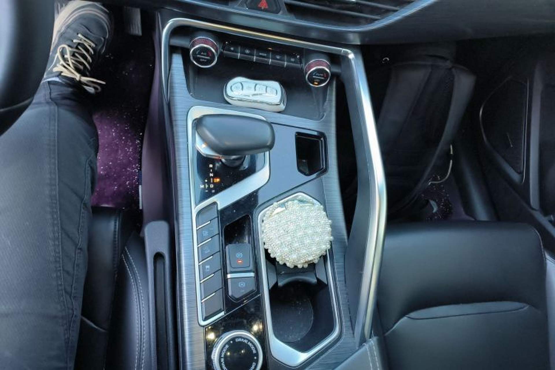 Used Geely Auto Monjaro 2020 High-Energy Edition 350T Yáoxīngzhě Gear Lever