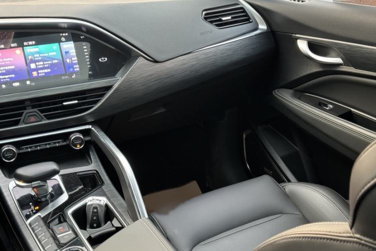 Used Geely Auto Monjaro 2020 High-Energy Edition 350T Yáoxīngzhě Interior 3