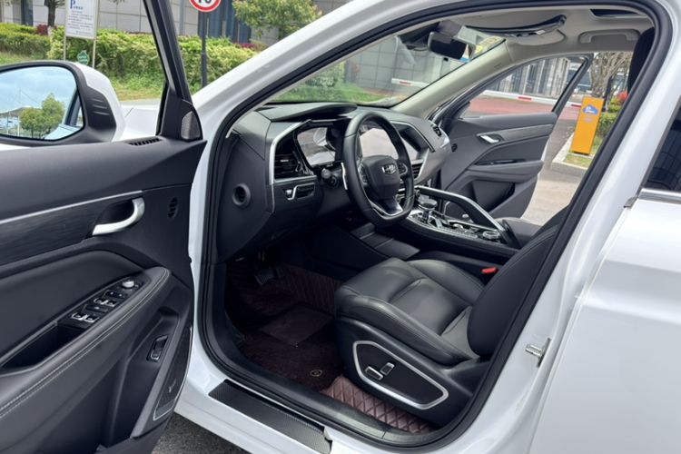 Used Geely Auto Monjaro 2020 High-Energy Edition 350T Yáoxīngzhě Interior 4