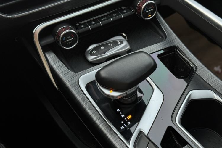 Used Geely Auto Monjaro 2020 High-Energy Edition 350T Yáoxīngzhě Interior 7