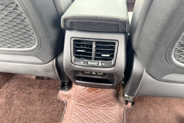 Used Geely Auto Monjaro 2020 High-Energy Edition 350T Yáoxīngzhě Interior 8