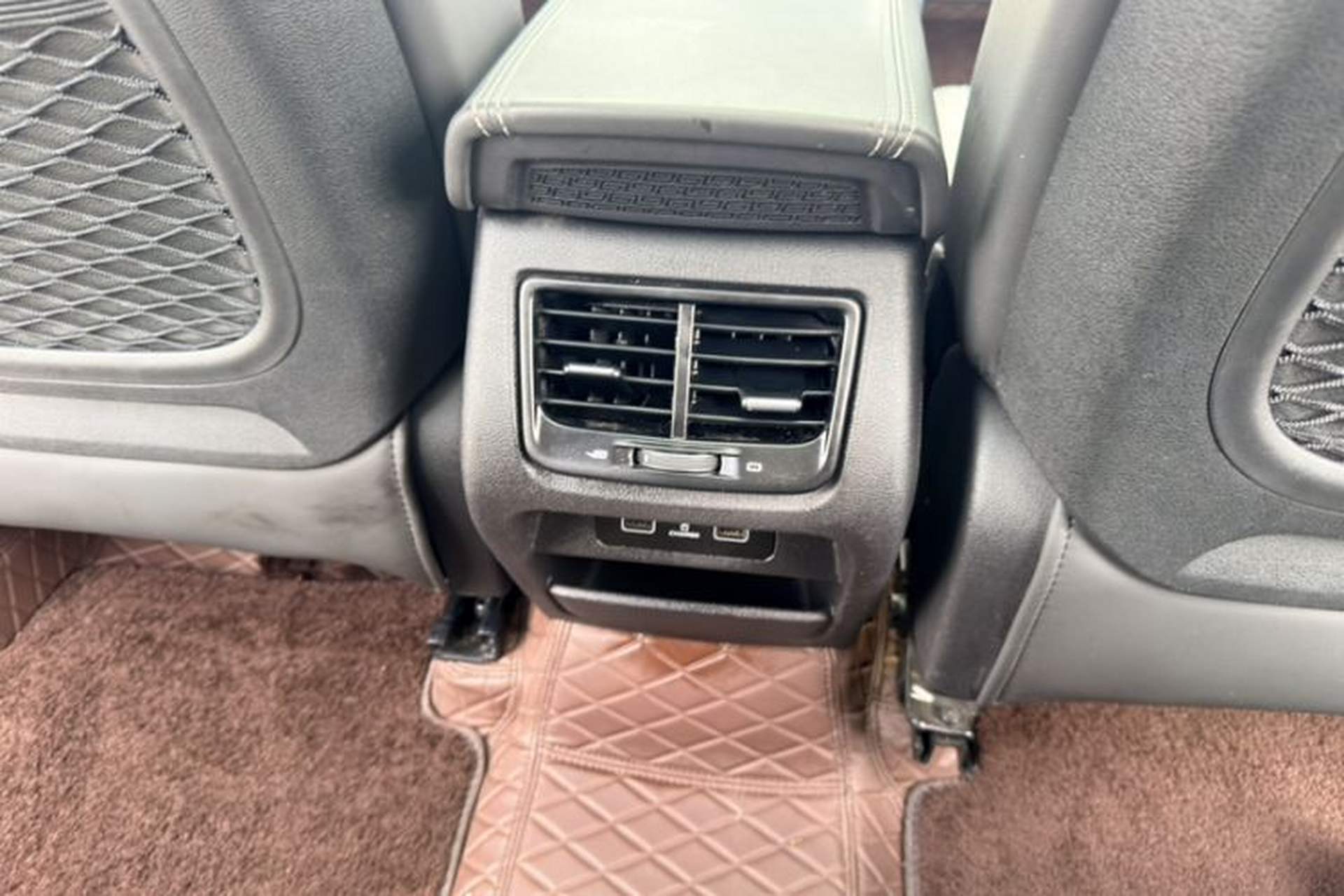Used Geely Auto Monjaro 2020 High-Energy Edition 350T Yáoxīngzhě Interior 8