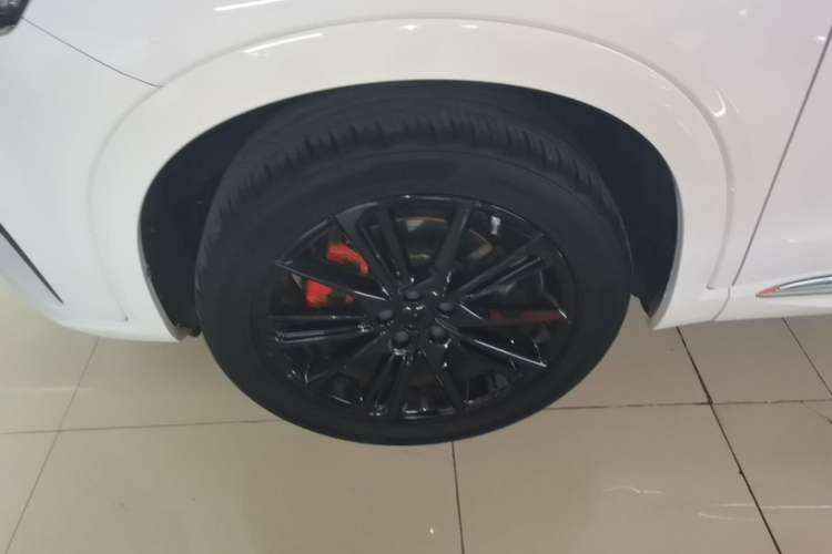 Used Geely Auto Monjaro 2020 High-Energy Edition 350T Yáoxīngzhě Left Front Wheel Hub