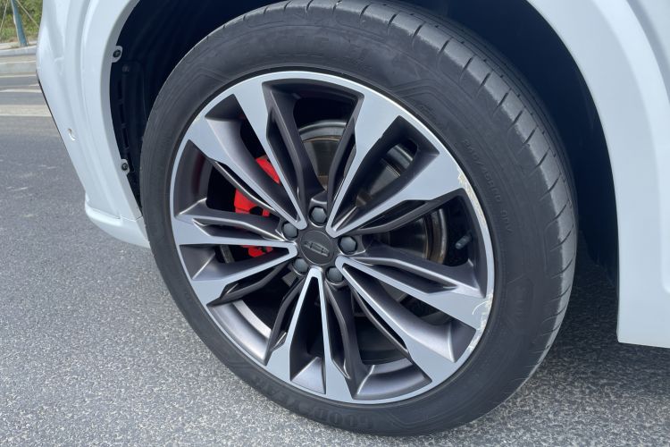 Used Geely Auto Monjaro 2020 High-Energy Edition 350T Yuxingzhe Left Front Wheel Hub