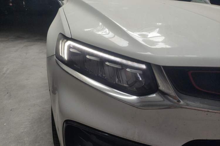 Used Geely Auto Monjaro 2020 High-Energy Edition 350T Yuxingzhe Right Front Headlight