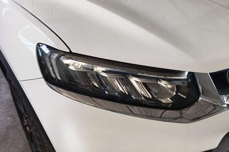 Used Geely Auto Monjaro 2020 High-Energy Edition 300T Yáoxīngzhě Right Front Headlight