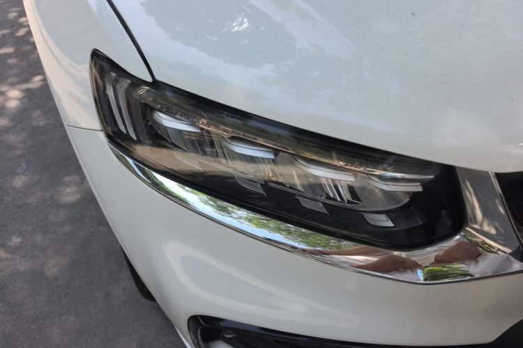 Used Geely Auto Monjaro 2020 High-Energy Edition 350T Yáoxīngzhě Right Front Headlight