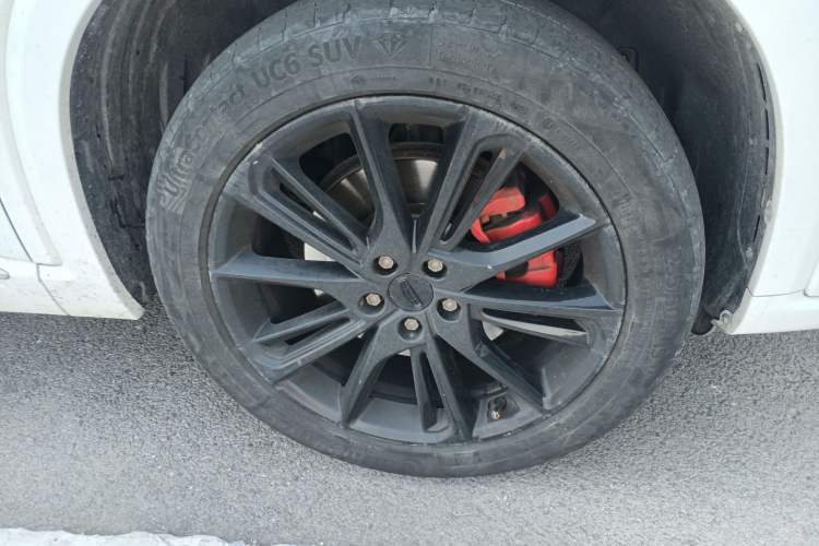 Used Geely Auto Monjaro 2020 High-Energy Edition 350T Yáoxīngzhě Right Front Wheel Hub