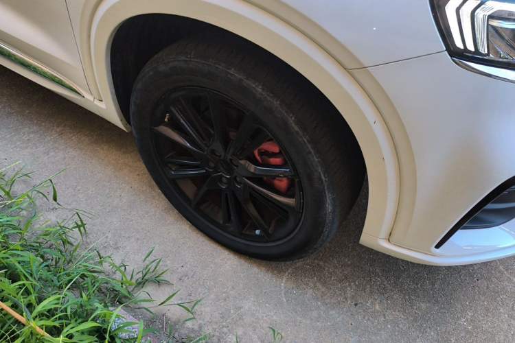 Used Geely Auto Monjaro 2020 High-Energy Edition 350T Yáoxīngzhě Right Front Wheel Hub