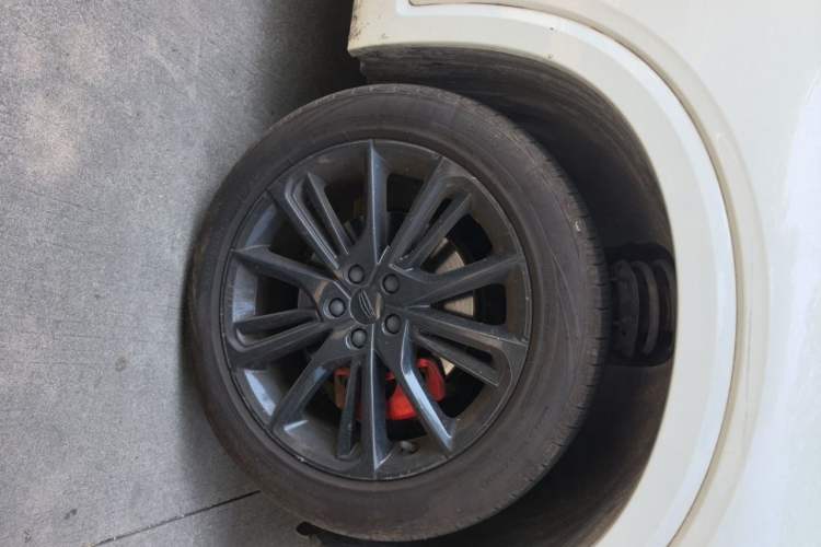 Used Geely Auto Monjaro 2020 High-Energy Edition 350T Yáoxīngzhě Right Front Wheel Hub
