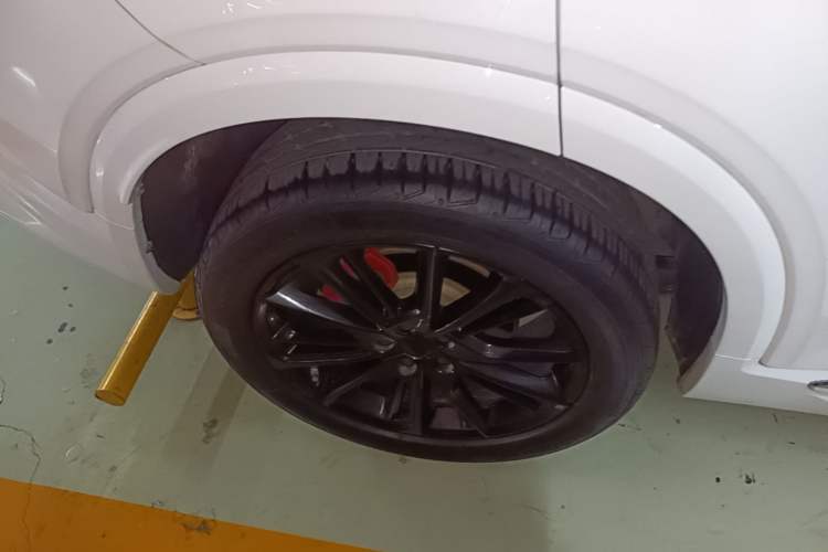 Used Geely Auto Monjaro 2020 High-Energy Edition 350T Yáoxīngzhě Right Rear Wheel Hub