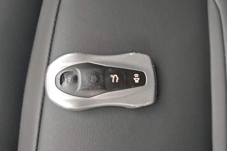 Used Geely Auto Monjaro 2020 High-Energy Edition 300T Yáoxīngzhě Vehicle Key